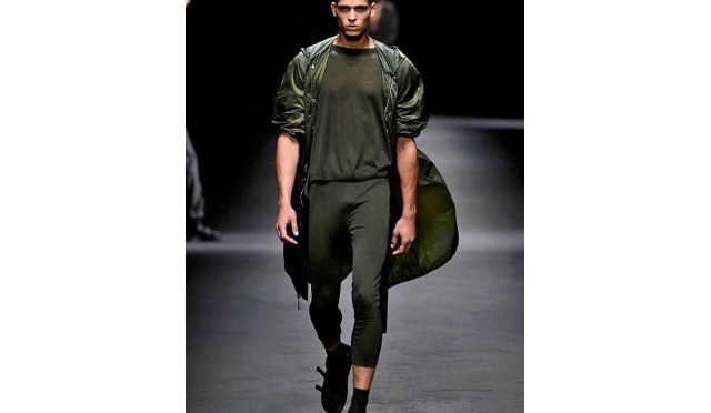 #MFW17 VERSACE FASHION SHOW
